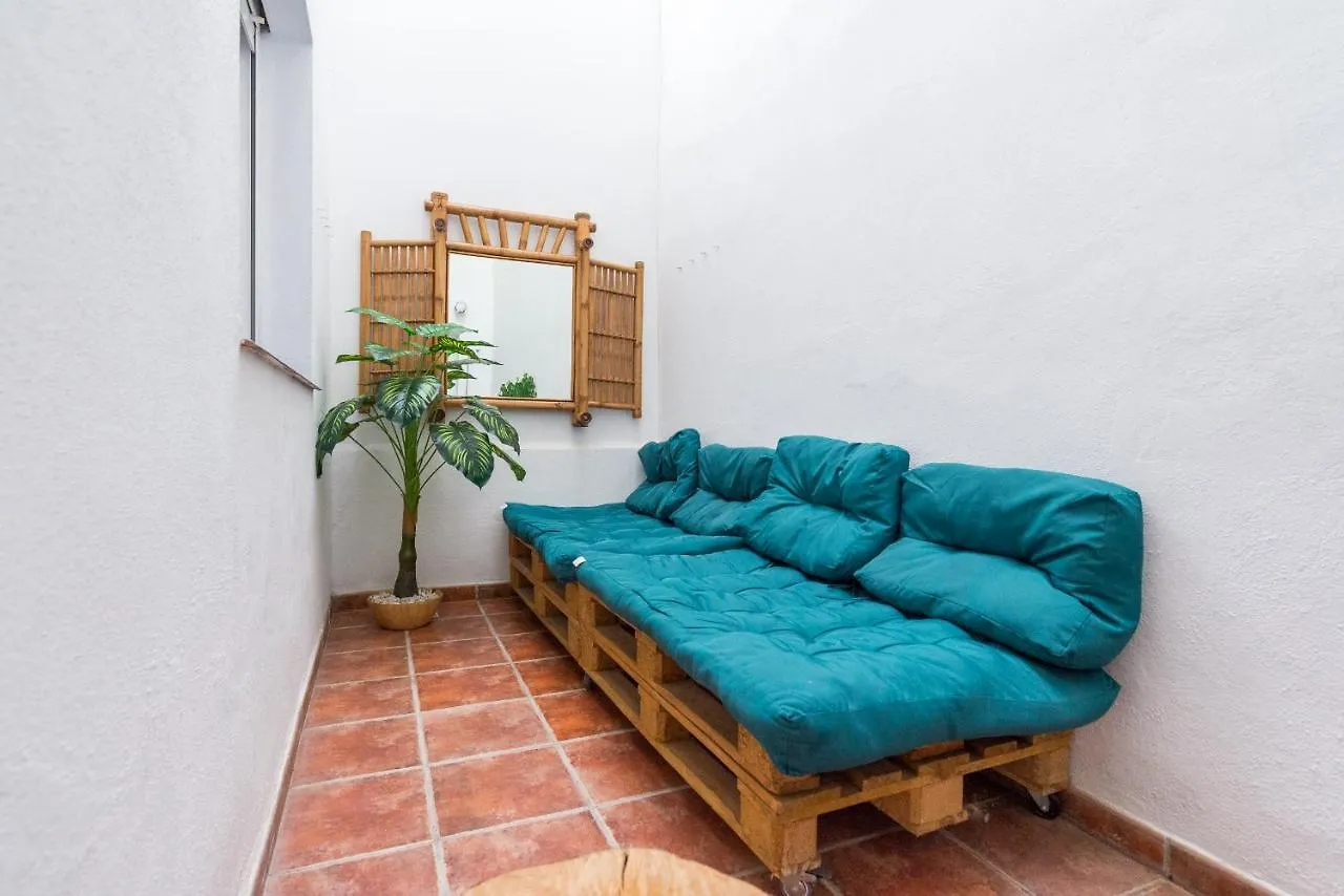 아파트 Gr0-Quiet Apartment, Private Backyard, Walk To Old Town 말라가